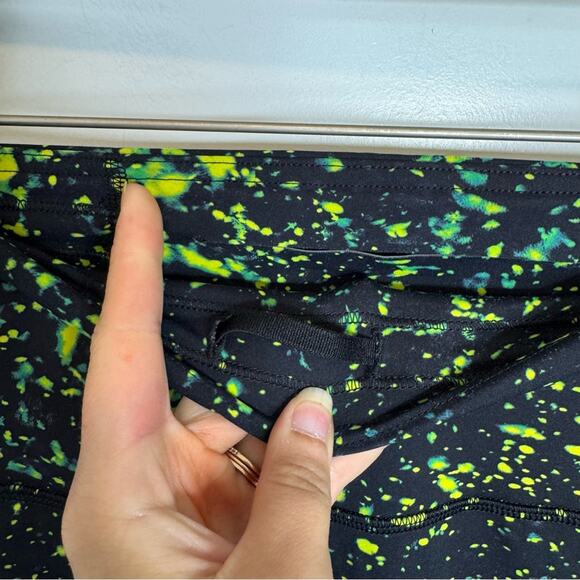 Lululemon Base Pace High-Rise Running Tight 25” Navy Sparks Fly Multi Nulux 6 - Picture 4 of 7